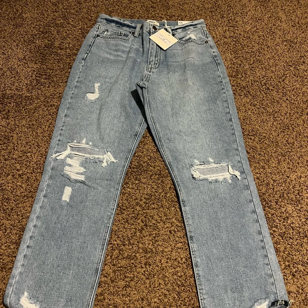 High Rise Girlfriend Jeans! - Picture 4 of 6